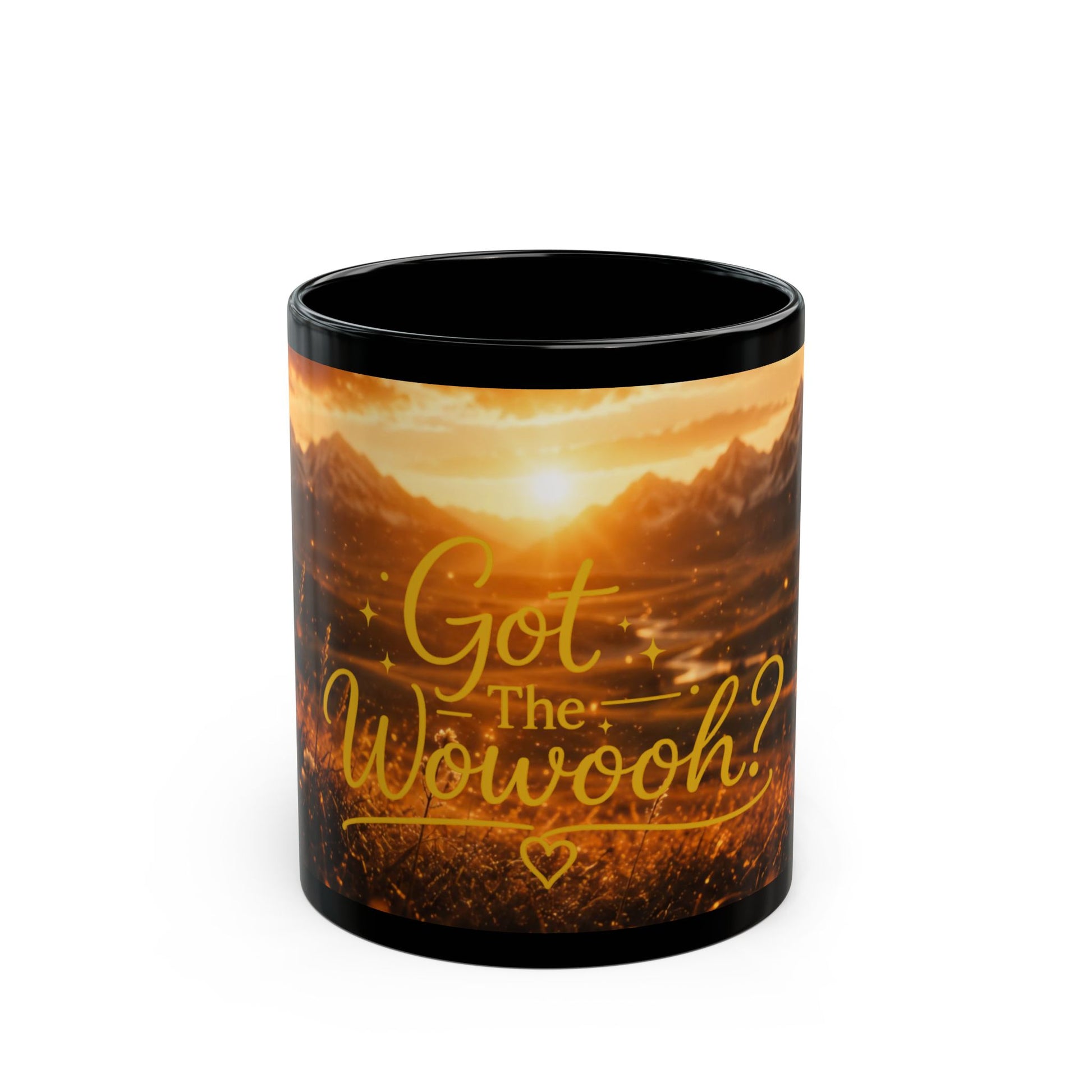 Schwarze Keramiktasse „Got the Wowooh?“ mit goldenem Sonnenaufgang aus der Wowooh Collection von Hoofphysics.